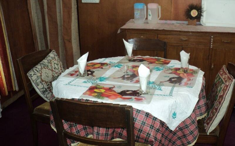 Houseboat kohisar Nagin Lake, Srinagar 2